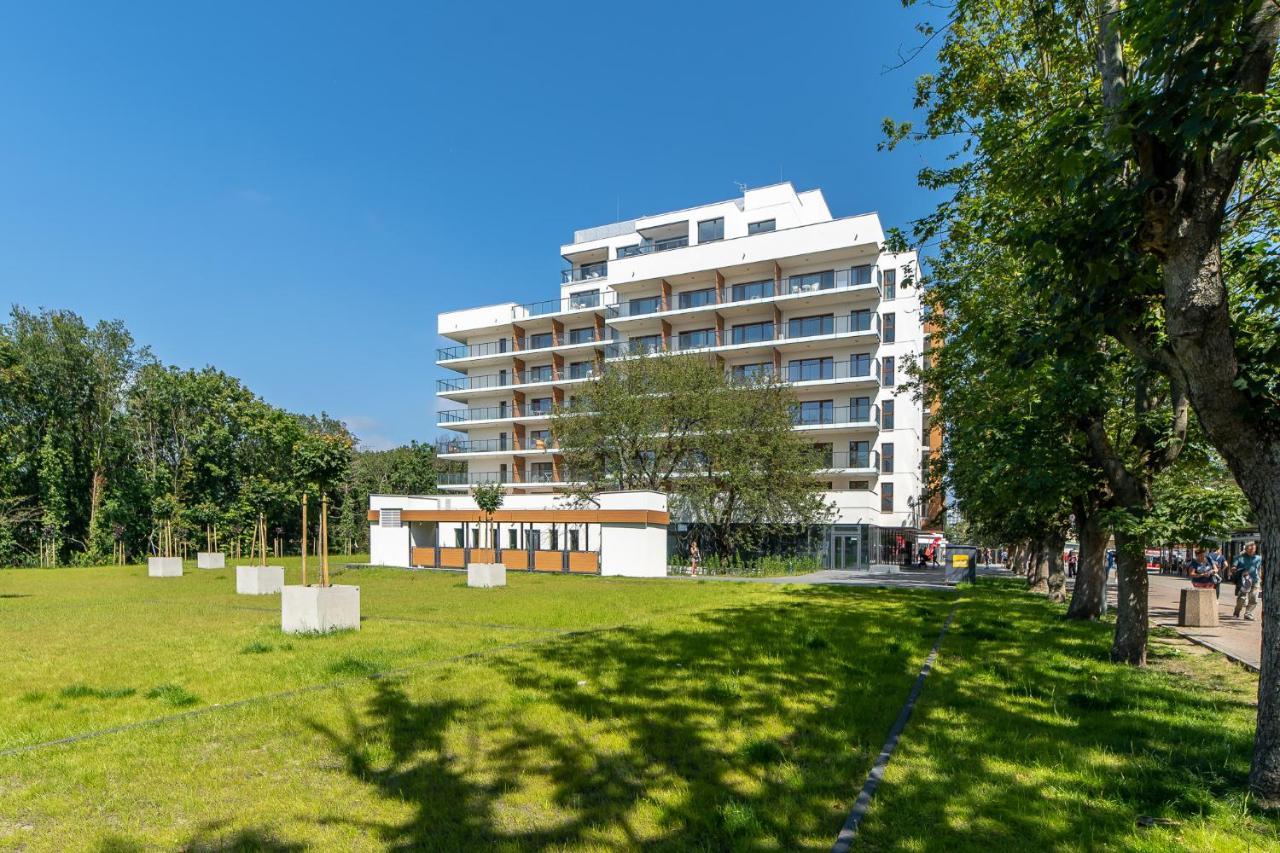 Family Holiday Apartment Aquamarina Prima By Noclegi Renters Miedzyzdroje Exterior foto